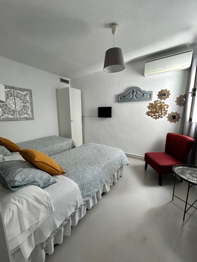 Hostal Berlin Марбеля Екстериор снимка