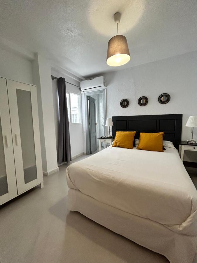 Hostal Berlin Марбеля Екстериор снимка